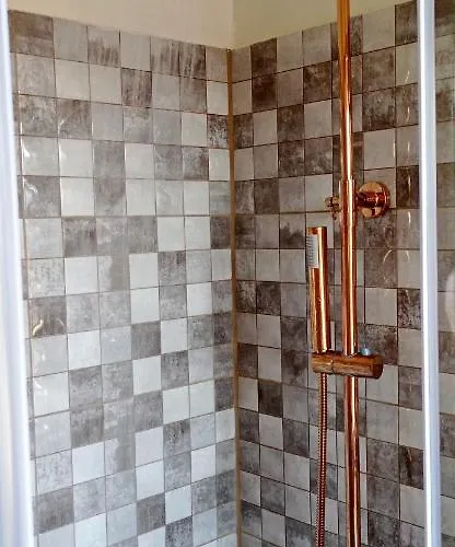 Evelina's View 피스카던